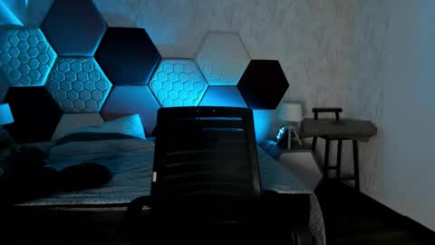 ----Namea------ online show from 10-30-25, 12:39