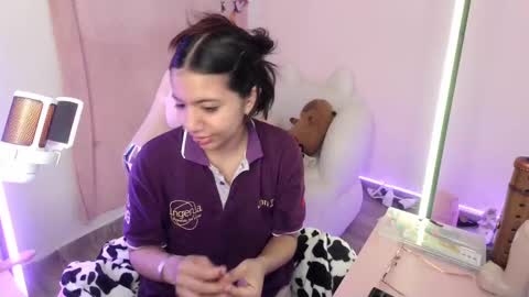 Snapshot of nami_usagi chatting on 09-17-25, 02:41 nami_usagi online show from 09-17-25, 02:41