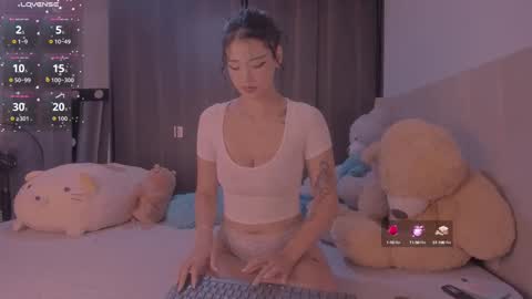 Snapshot of namibergman_ chatting on 10-16-25, 09:49 N A M I - OF namibergmant online show from 10-16-25, 09:49