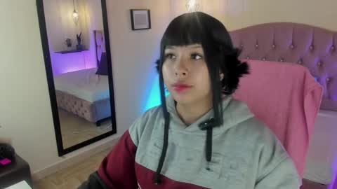 namiko_park online show from 01-11-25, 12:29