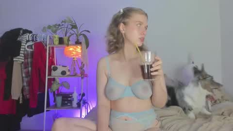 Agnes online show from 10-02-25, 07:54