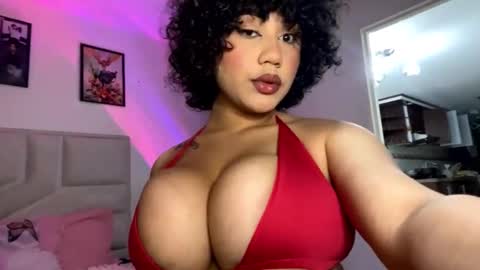 NamiThompson online show from 09-21-25, 12:23