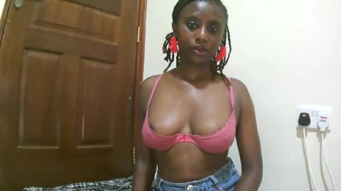 nana2095 online show from 12-20-25, 04:30