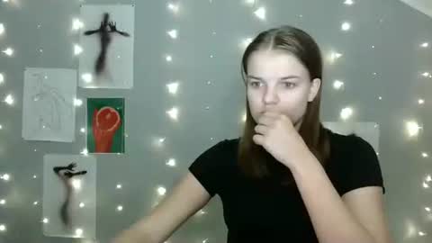 Nana online show from 09-15-25, 08:58