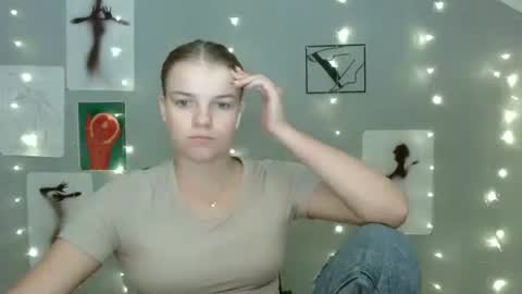 Nana online show from 09-17-25, 08:38