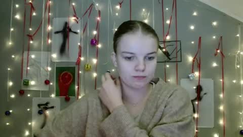 Nana online show from 11-08-25, 09:09