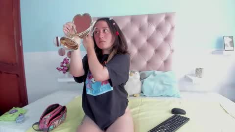 nana_s online show from 11-17-25, 04:46