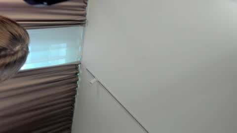 Snapshot of nanalindner chatting on 07-14-26, 05:34 Kiana online show from 07-14-26, 05:34