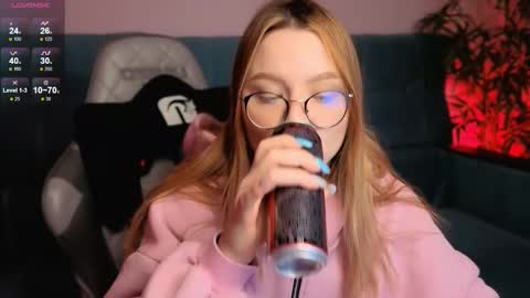 Maeve online show from 10-20-25, 08:48