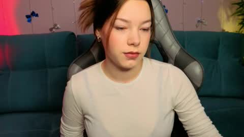 Maeve online show from 12-14-25, 08:20