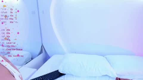 NanaOsaky online show from 12-09-24, 03:44