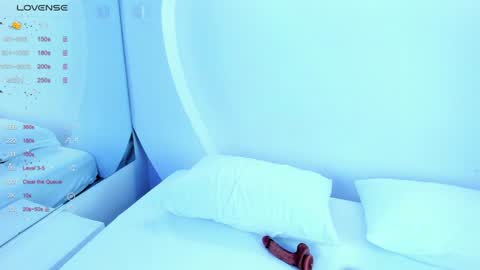 NanaOsaky online show from 01-28-25, 12:22