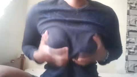 Snapshot of nanashan chatting on 02-08-25, 11:12 nanashan online show from 02-08-25, 11:12
