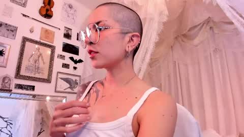 Snapshot of nanaxnana chatting on 05-06-26, 07:46 Alma Maria online show from 05-06-26, 07:46