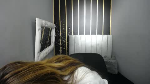Snapshot of nancy_blonde chatting on 05-15-26, 01:51 nancy blonde online show from 05-15-26, 01:51