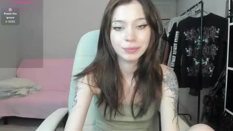 Nancy online show from 05-08-26, 02:33