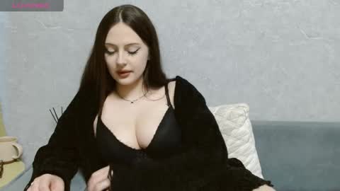 Nancy online show from 04-24-26, 03:58