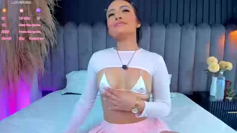 Snapshot of nanda_vixen_ chatting on 03-19-26, 01:53 Nanda online show from 03-19-26, 01:53