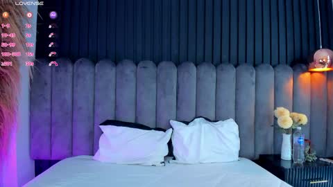 Snapshot of nanda_vixen_ chatting on 03-24-26, 12:15 Nanda online show from 03-24-26, 12:15