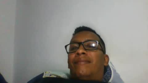 Nando Rincon online show from 12-21-25, 08:05