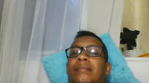 Nando Rincon online show from 12-22-25, 06:38