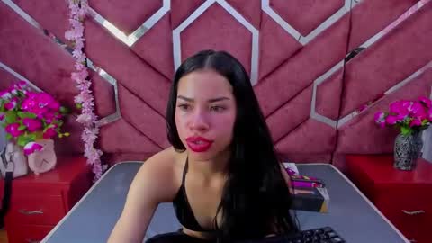 nanis james21 online show from 10-26-25, 03:23