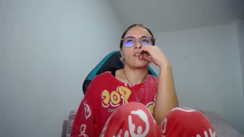 Snapshot of nanna_yoshi chatting on 01-14-25, 02:50 nanna yoshi online show from 01-14-25, 02:50