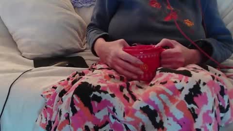 Snapshot of nannabaldur chatting on 11-01-25, 11:51 Nanna Baldur online show from 11-01-25, 11:51