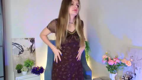 Marina online show from 10-22-25, 08:14