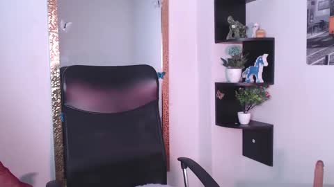 nany_pretty online show from 03-08-25, 08:46