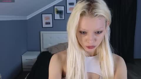 Eva online show from 02-01-26, 08:24