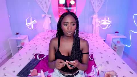 Naomi online show from 02-18-26, 08:27