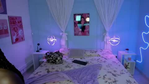 Naomi online show from 03-23-26, 07:29