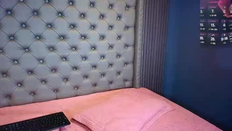 NAOMI online show from 04-01-26, 06:49