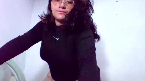 Naomi online show from 12-24-24, 12:22