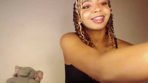 mara Jos online show from 11-02-25, 09:44