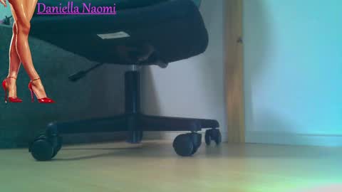 Snapshot of naomi_sexy2021 chatting on 02-11-25, 10:04 Daniella Naomi online show from 02-11-25, 10:04
