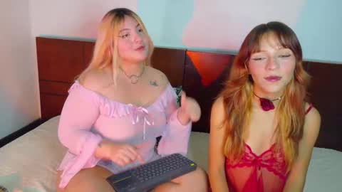 Snapshot of naomiandtsuki chatting on 03-16-26, 07:23 Naomi and Tsuki online show from 03-16-26, 07:23