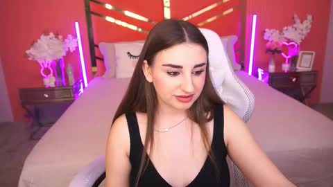 naomibaae online show from 11-22-25, 08:57