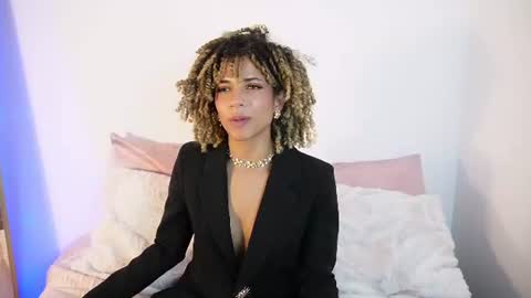 naomidawson online show from 06-14-26, 02:24