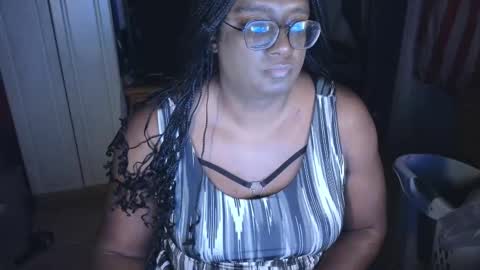 Naomi online show from 12-02-25, 06:08