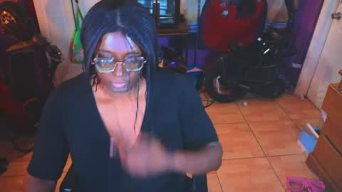 Naomi online show from 05-07-26, 10:20