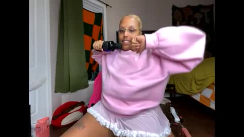 Naomigiirl6 online show from 12-23-24, 03:12