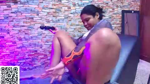 Naomi Campbel online show from 06-21-26, 02:30