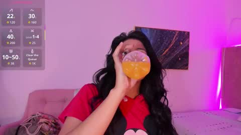 naomiiii   online show from 09-17-25, 04:14
