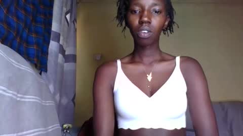 Snapshot of naomilittle31025 chatting on 10-07-25, 08:55 naomilittle31025 online show from 10-07-25, 08:55