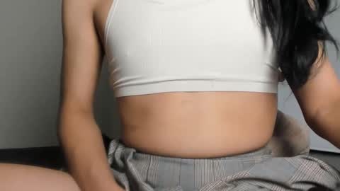 Naomi Moore online show from 01-15-25, 12:19