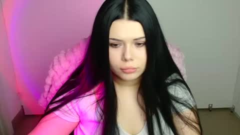 Naomi online show from 10-12-25, 05:12