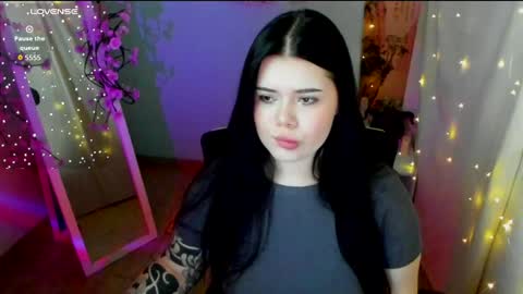 Naomi online show from 05-07-26, 06:30