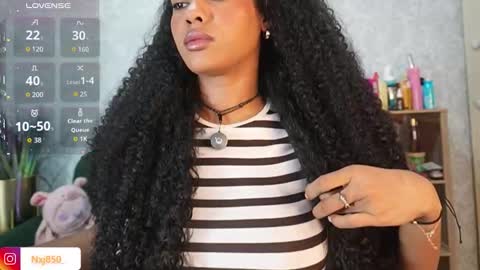 Naomi     online show from 12-22-25, 03:14